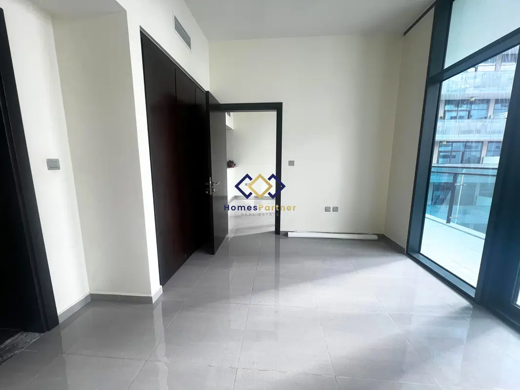 Luxury Living in Business Bay I Pool View I Near Metro Station