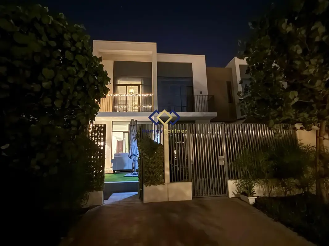 Luxury 3BR + Maid's Room | Fully Furnished | Single Row