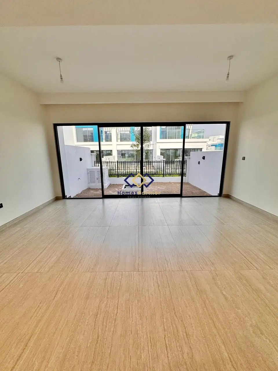 Single Row I Brand New I Ready to Move In