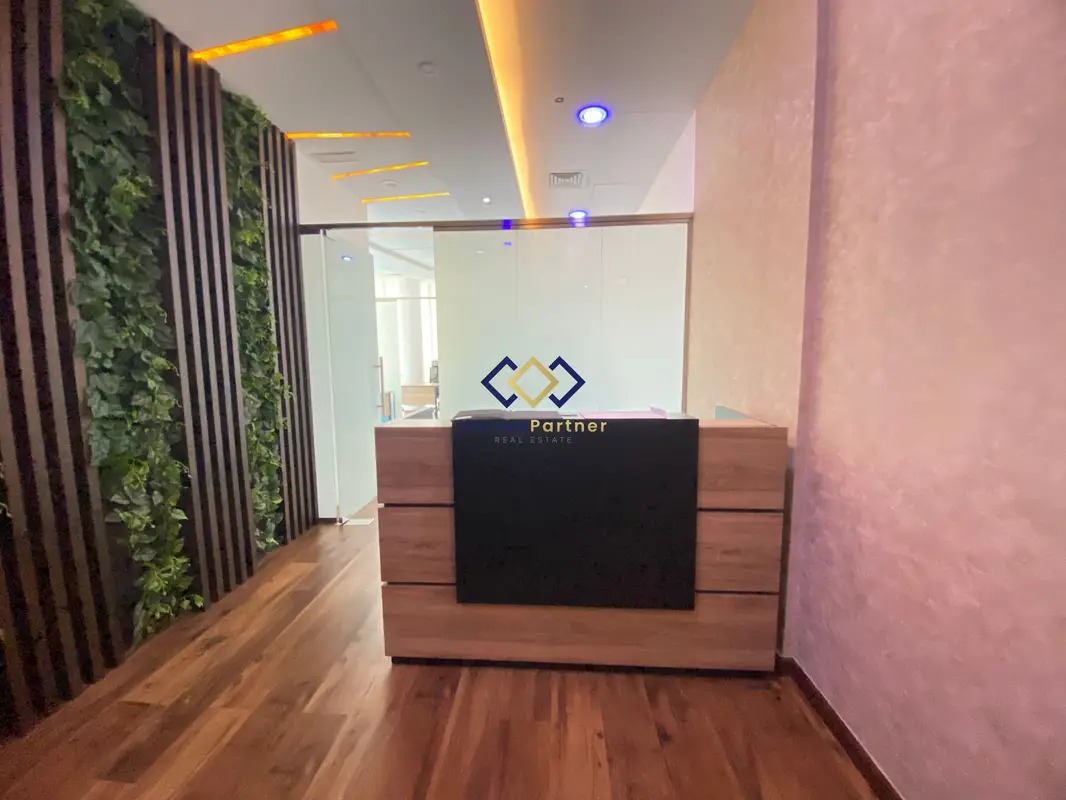 Fitted | Furnished | Vacant in Jun