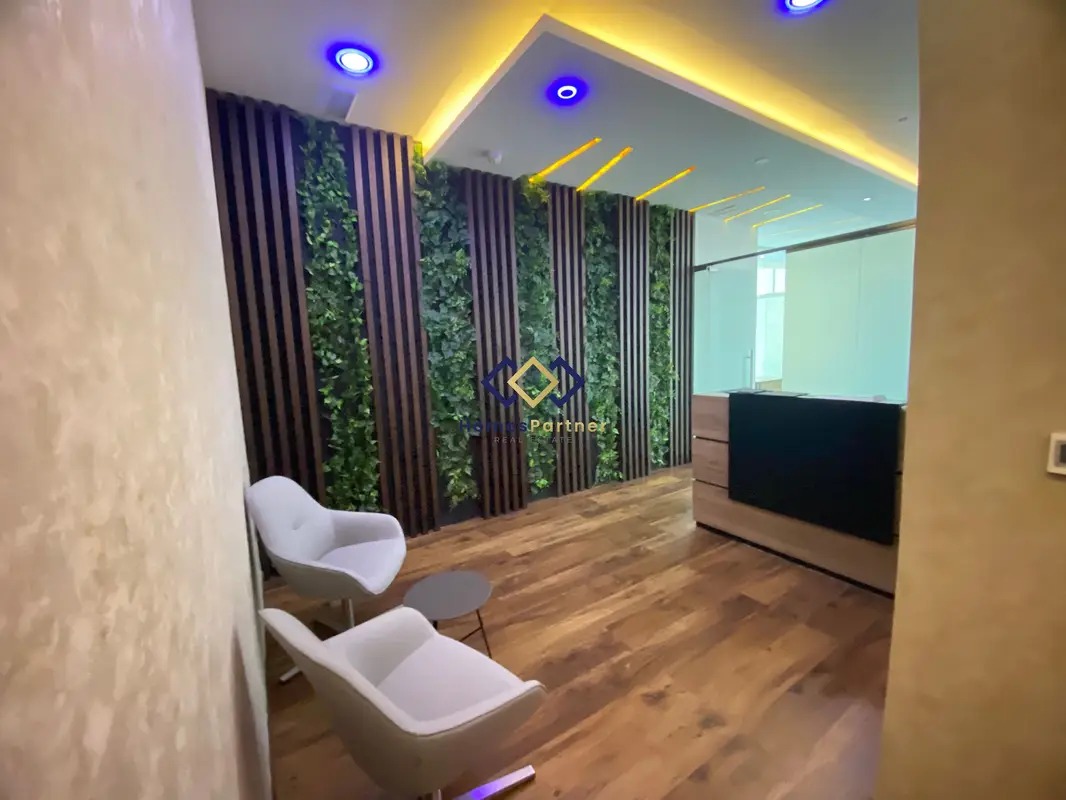 Fitted | Furnished | Vacant in Jun