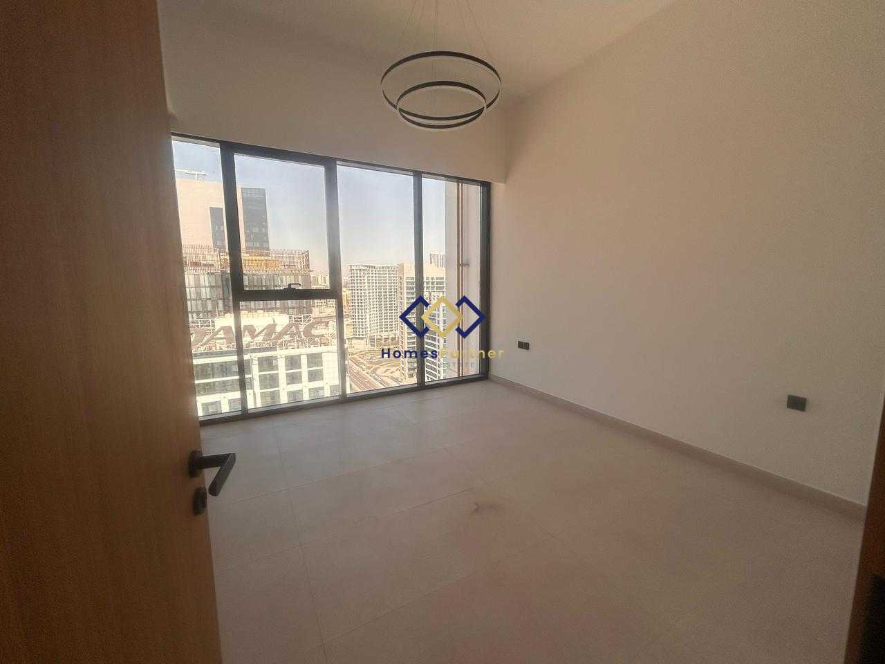 Vacant I Spacious I Stunning Views I Balcony