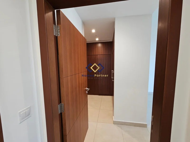 Vacant | Golf and Lake View | Ready To Move In