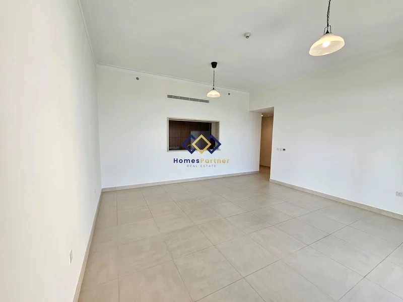 Vacant | Golf and Lake View | Ready To Move In