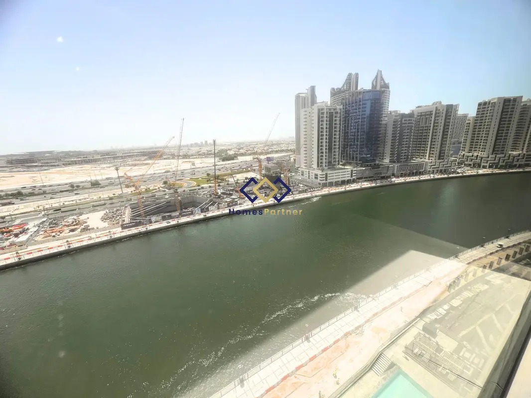 Waterfront Elegance I Sleek, Brand New I Pristine Studio