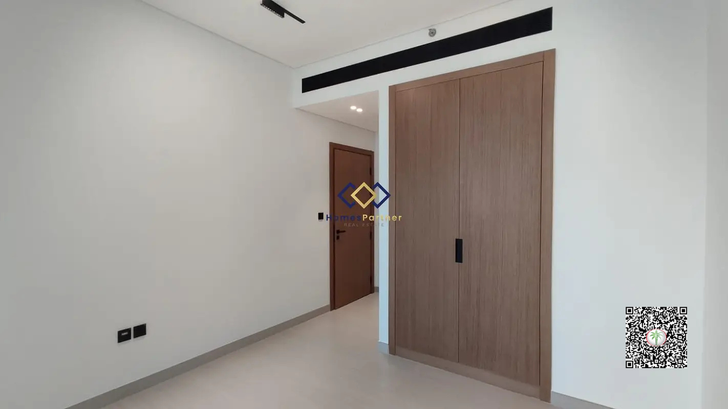 Resale Unit | Higher Floor | Spacious Layout |
